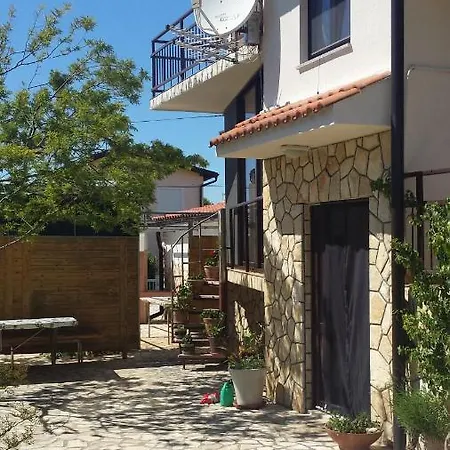 Ferienhaus-nina Apartamento *