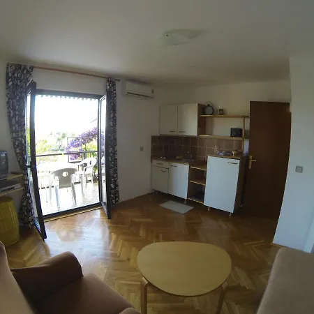 Ferienhaus-nina * Privlaka (Zadar)